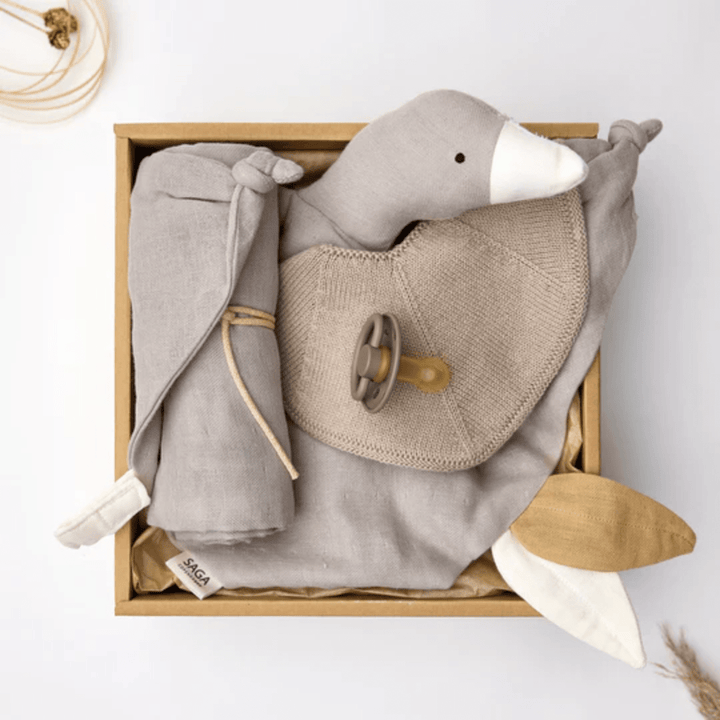 Saga-Copenhagen-Cuddle-Up-Gift-Box-Shades-Of-Dove-In-Box-Naked-Baby-Eco-Boutique