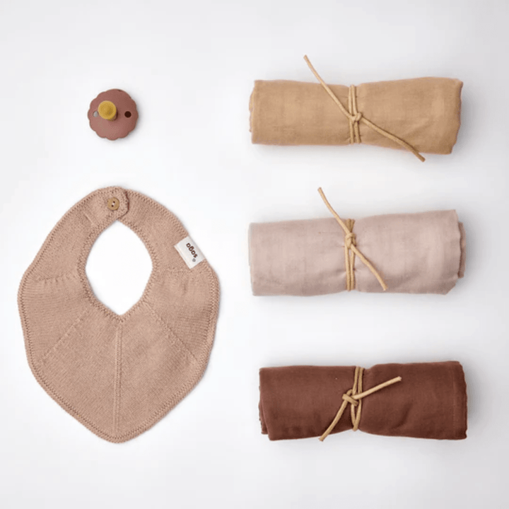 Saga-Copenhagen-Snuggle-Up-Gift-Box-All-Pieces-In-Shades-Of-Rosewater-Box-Naked-Baby-Eco-Boutique
