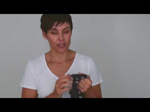 Video-Demonstrating-Babu-Merino-Sleeping-Bag-Naked-Baby-Eco-Boutique