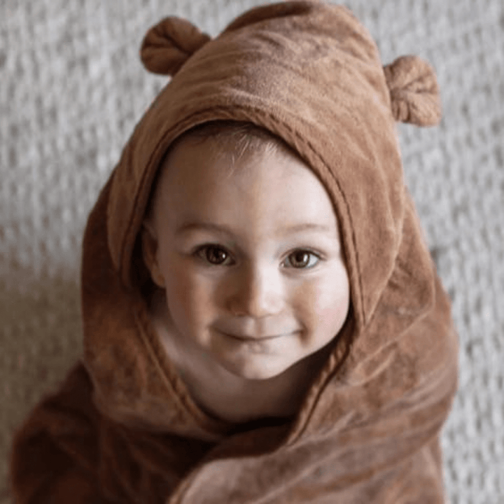 Petite-Eats-Hooded-Towel-Washcloth-Set-Baby-Wearing-Bear-Towel-Naked-Baby-Eco-Boutique